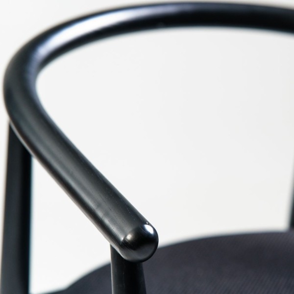 Стілець Mamont Black – стілець для кухні та кафе