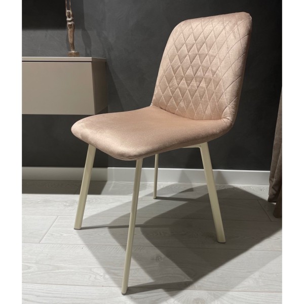 Стілець Troy – для стильного інтер’єру вашої кухні чи кафе