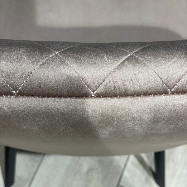 Стілець Troy – для стильного інтер’єру вашої кухні чи кафе