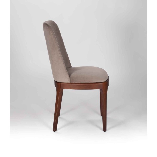 Стілець Brown – елегантність та комфорт для вашого інтер'єру