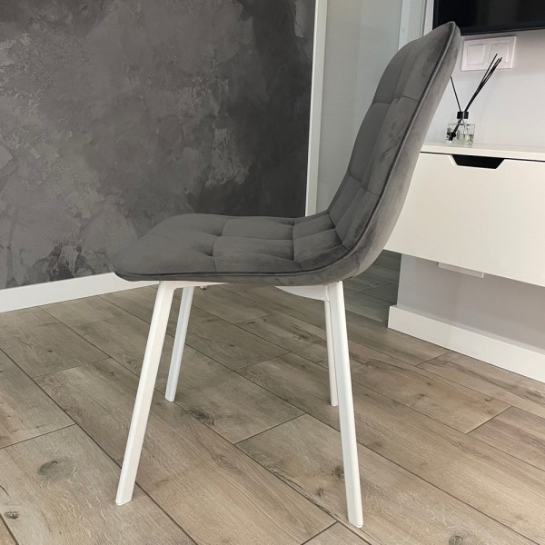 Стілець Hiko — сучасний та комфортний вибір