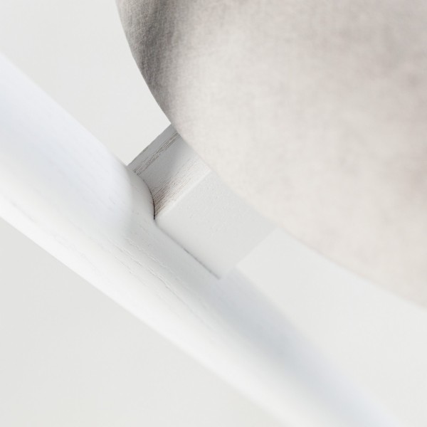 Напівбарний стілець Dan