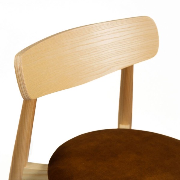 Напівбарний стілець Dan