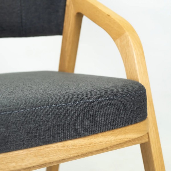 Крісло Otis натуральний дуб – для вашого комфорту та стилю