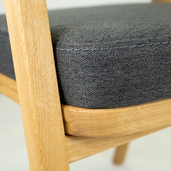 Крісло Otis натуральний дуб – для вашого комфорту та стилю