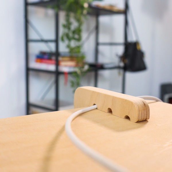 Стіл для творчості і роботи Artist