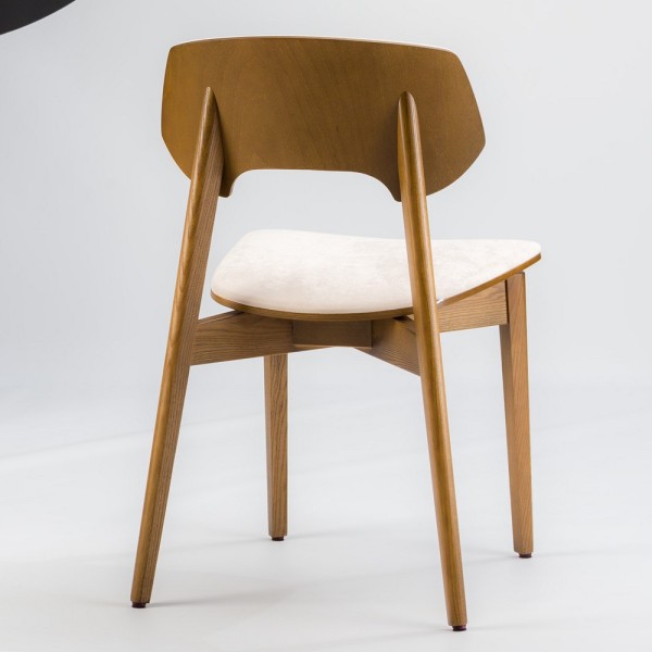 Обідній стілець Корса – стиль та комфорт для вашої кухні