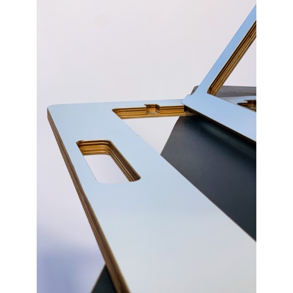 Стіл для творчості Artist mini tablet – практичний розкладний стіл для будь-якої діяльності