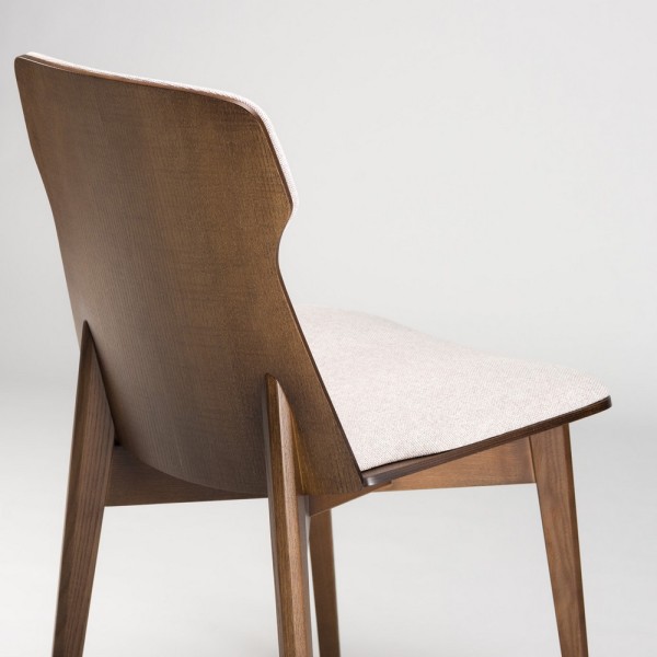 Стілець Леман – стильний та комфортний стілець для вашої кухні