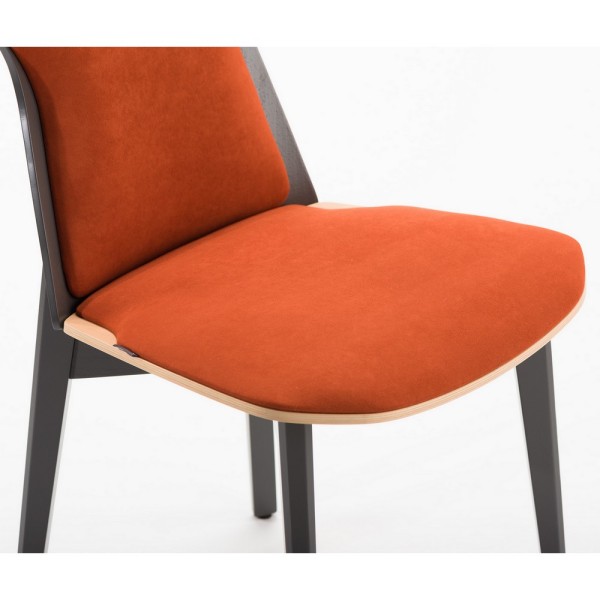 Стілець Леман – стильний та комфортний стілець для вашої кухні