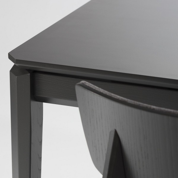 Стіл Bronco 120-160 шпонований для кухні