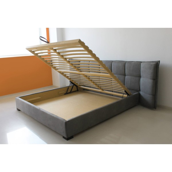 Ліжко Рікардо