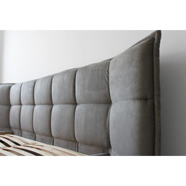 Ліжко Рікардо