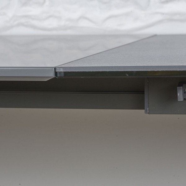 Стіл Liverpool (Ліверпуль)