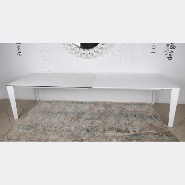 Стіл Liverpool (Ліверпуль)