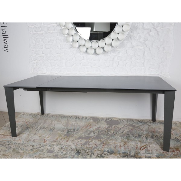 Стіл Liverpool (Ліверпуль)