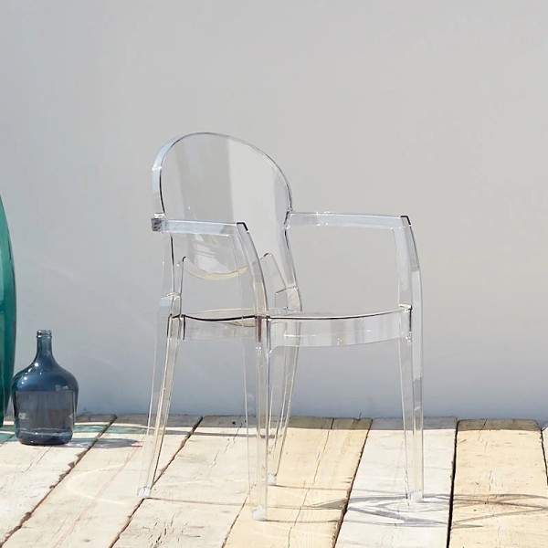 Крісло Igloo – сучасний стиль для вашого інтер'єру та саду