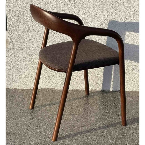 Крісло Wave — елегантне рішення для вашої кухні або кафе