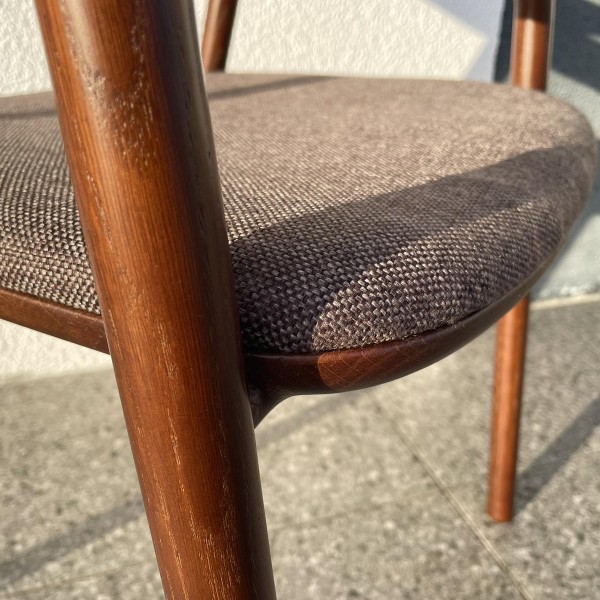 Крісло Wave — елегантне рішення для вашої кухні або кафе