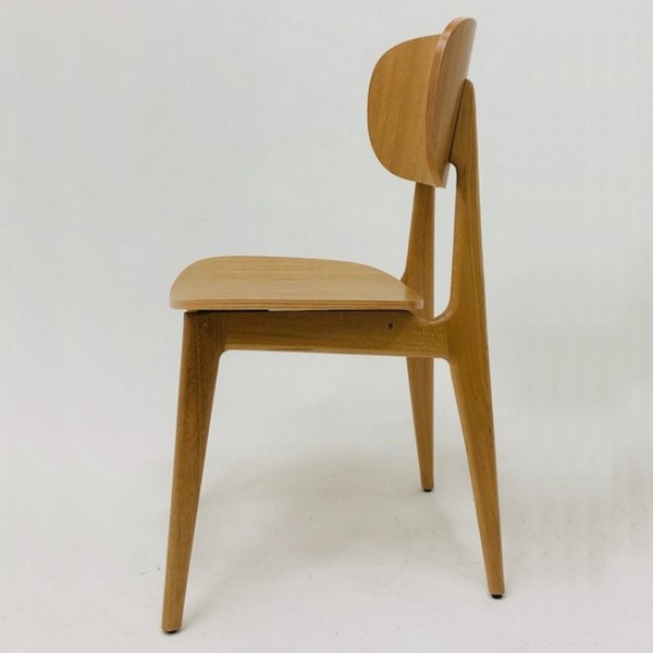 Стілець Retroville — стильний дерев’яний стілець з дуба