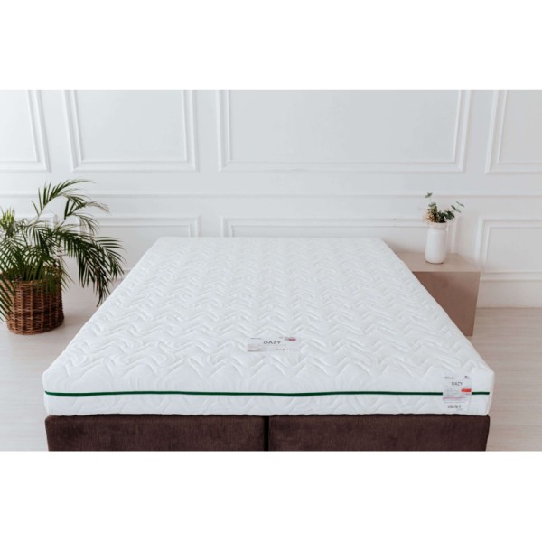 Матрац Shine Dazy + наматрацник у комплекті