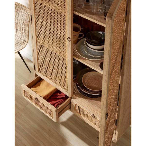 Шафа Nalu — сучасний дизайн для вашої спальні