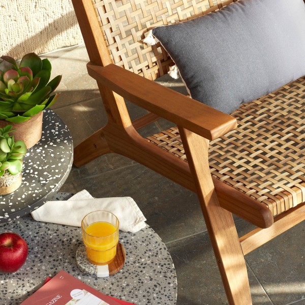 Крісло Grignoon – стильне садове крісло з дерева та ротангу