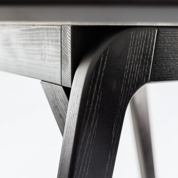 Стіл Floki d-120 — стильний і функціональний для вашої кухні чи кафе