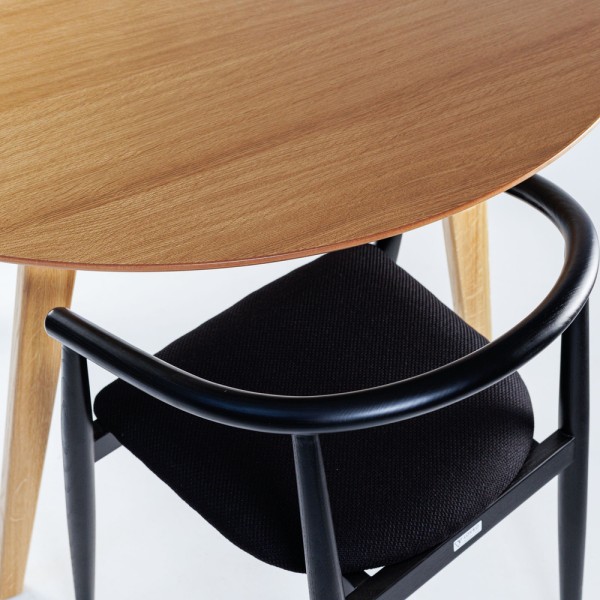 Стіл Floki d-120 — стильний і функціональний для вашої кухні чи кафе