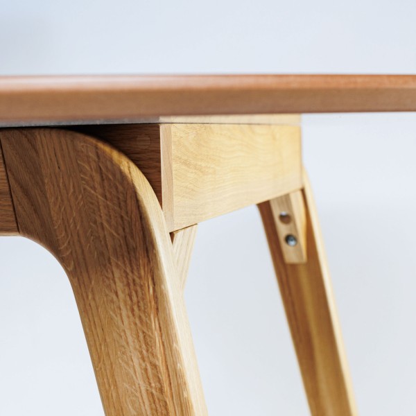 Стіл Floki d-120 — стильний і функціональний для вашої кухні чи кафе