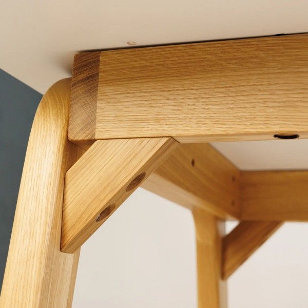 Стіл Floki 140х80 – сучасний стіл для кухні та кафе