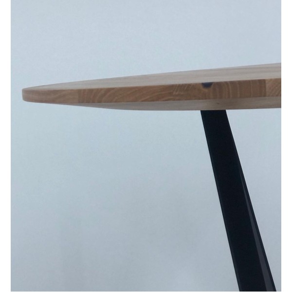 Обідній стіл XQI - стильний та функціональний