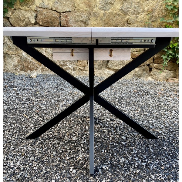 Обідній розкладний стіл Folia