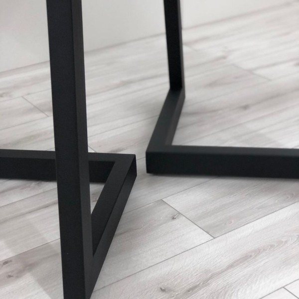 Обідній стіл Orner