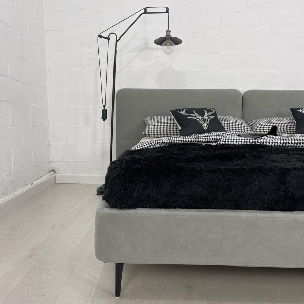 Ліжко Julia — стильне ліжко для спальні в стилі мінімалізм