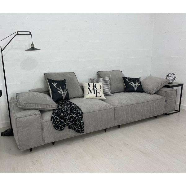 Прямий диван Crumpled: стиль мінімалізм для вашого інтер'єру