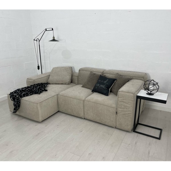 Кутовий диван Kioto – мінімалізм та комфорт для вашого інтер'єру