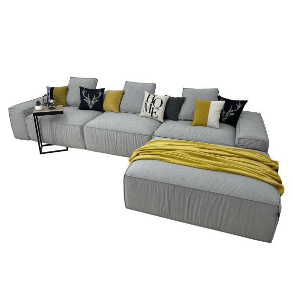 Прямий розкладний диван Keyptaun з пуфом — для сучасних інтер'єрів