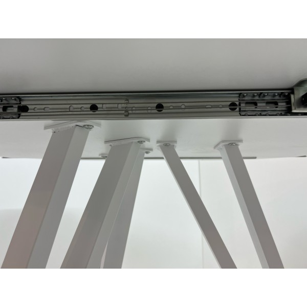 Обідній розкладний круглий стіл з HPL Arrows (Мармур Леванто білий)