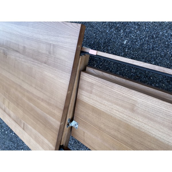 Обідній розкладний стіл Conix