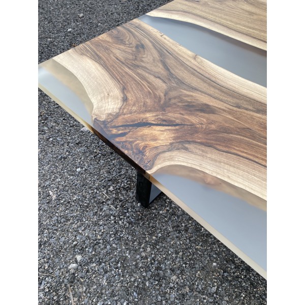 Обідній стіл Aware – стильний вибір для вашої кухні