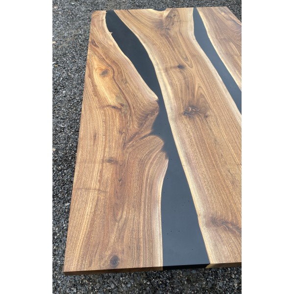 Обідній стіл Familiar 2 – практичний і стильний стіл для вашого дому або кафе