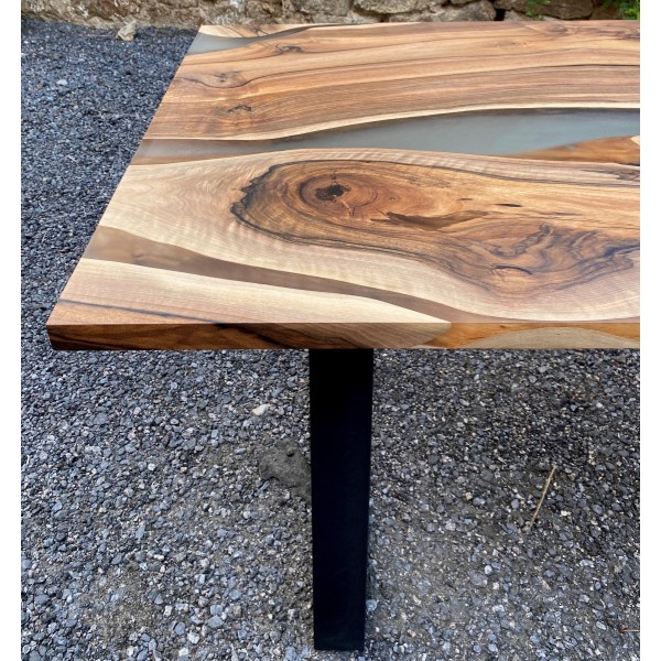 Обідній стіл Familiar - Сучасний стиль для вашої кухні