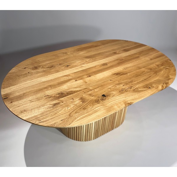 Журнальний стіл із натурального дерева в скандинавському стилі