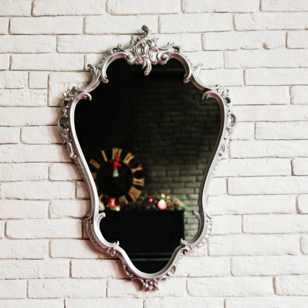 Дзеркало Renesans – стиль та елегантність для вашого інтер'єру