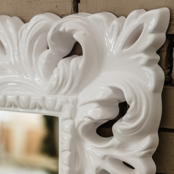 Дзеркало Pionia – елегантне дзеркало для вашої спальні