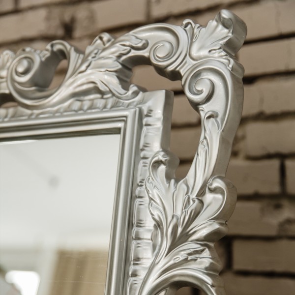 Дзеркало Lara — класичний стиль для вашої спальні