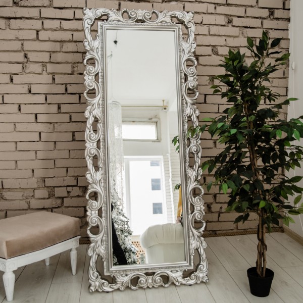 Дзеркало Lara — класичний стиль для вашої спальні