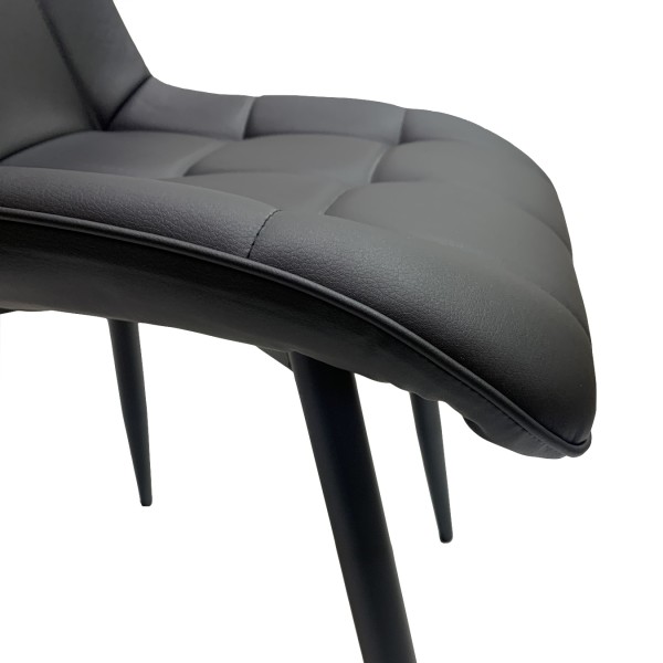 Стілець Lukas black — стильний стілець для кухні та кафе