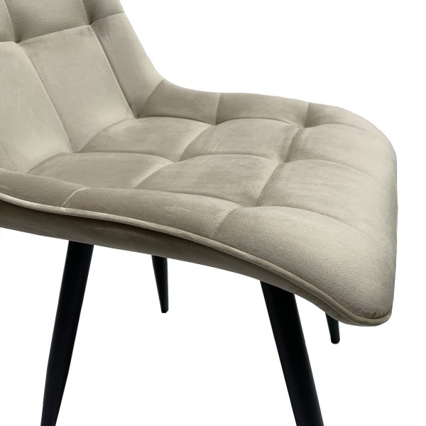 Стілець Lukas black — стильний стілець для кухні та кафе